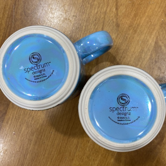 NWT.  Spectrum, set of 2, 16oz., ceramic mugs. - Picture 5 of 9